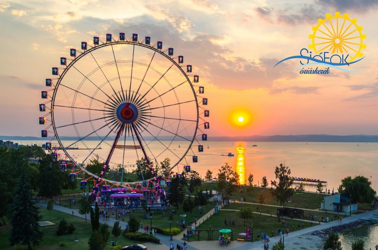 Villa Bori Siófok Buitenkant foto