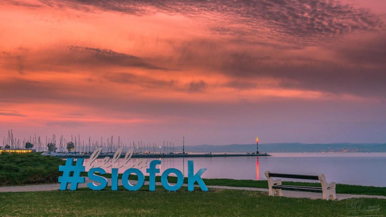 Villa Bori Siófok Buitenkant foto