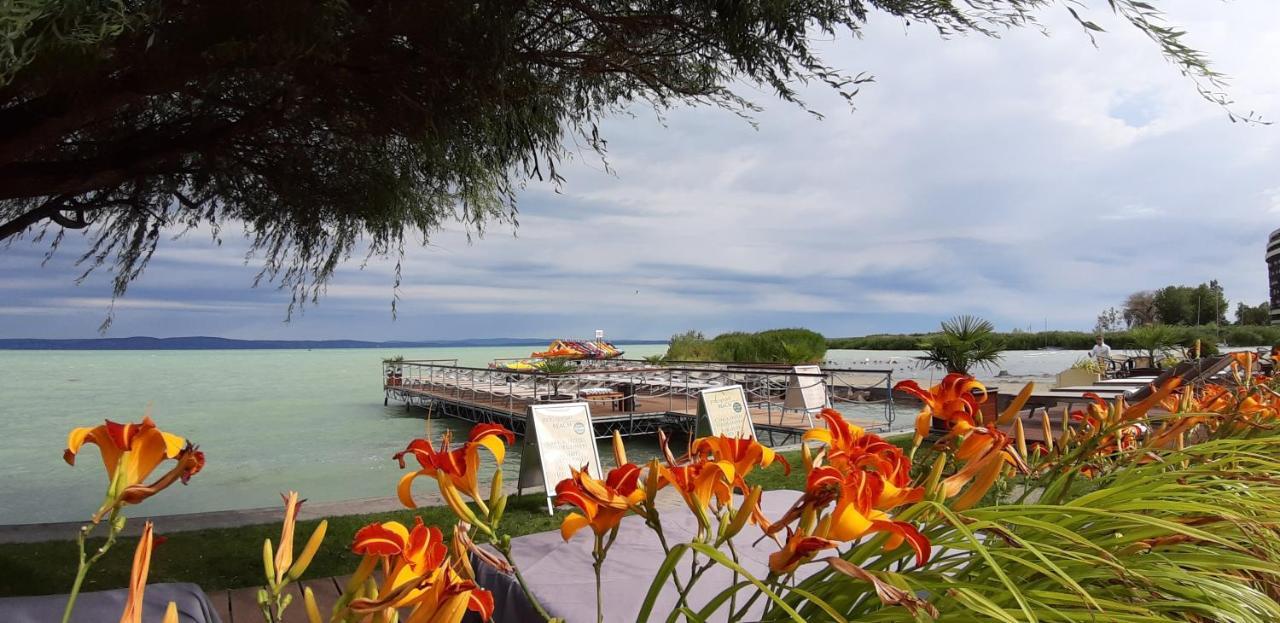 Villa Bori Siófok Buitenkant foto