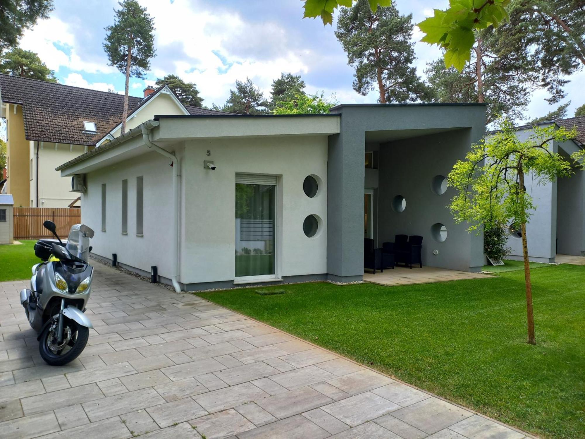 Villa Bori Siófok Buitenkant foto
