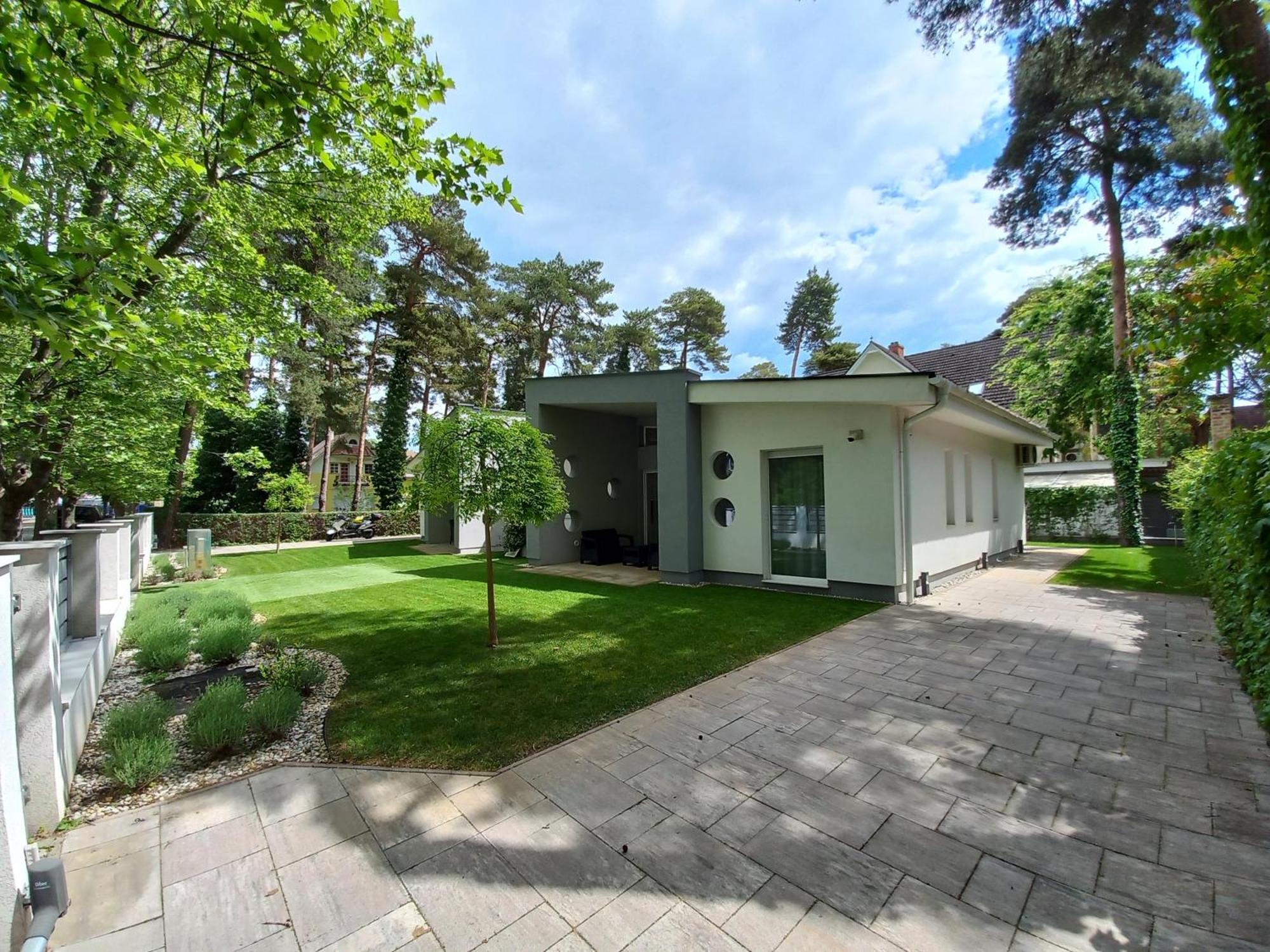 Villa Bori Siófok Buitenkant foto