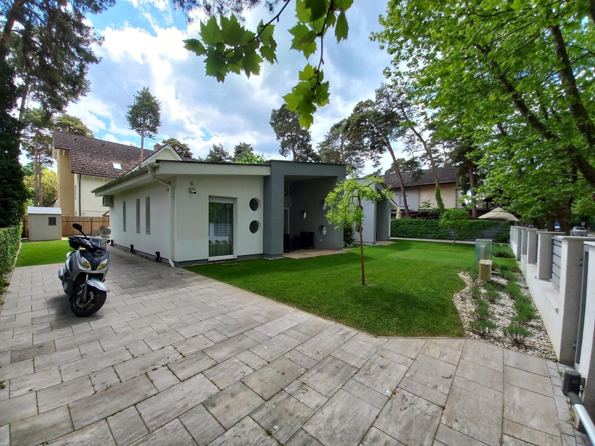 Villa Bori Siófok Buitenkant foto